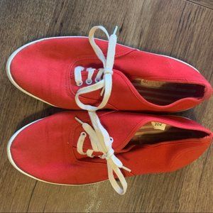 Coasters red shoes size 7 slip on